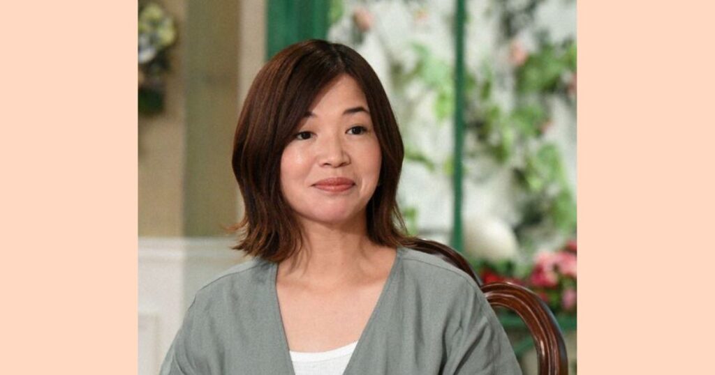 徹子の部屋で微笑む大久保佳代子