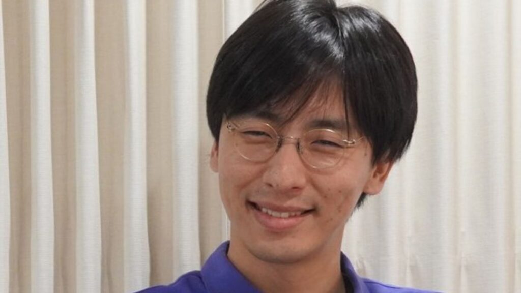 微笑む永見さん