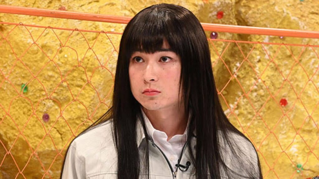 女装する水川かたまり