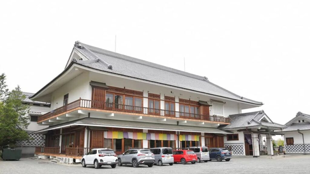 ぱーてぃーちゃん信子の実家があった場所であるお寺